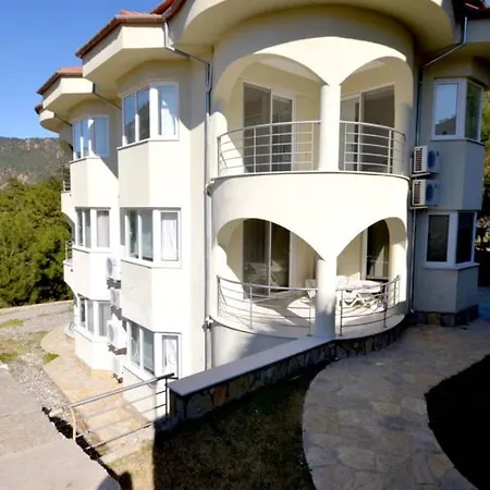 Vivi 2 , 4 Bedroom With Private Pool Villa